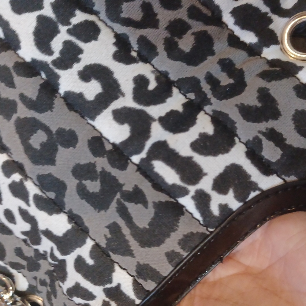 Unique Betsey Johnson Betseyville Quilted Foldover Clutch/Shoulder Bag - Picture 9 of 11